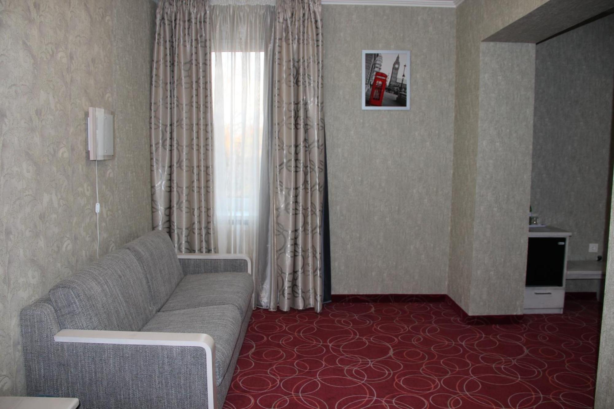 Hotel Magnum Berehowe Zimmer foto
