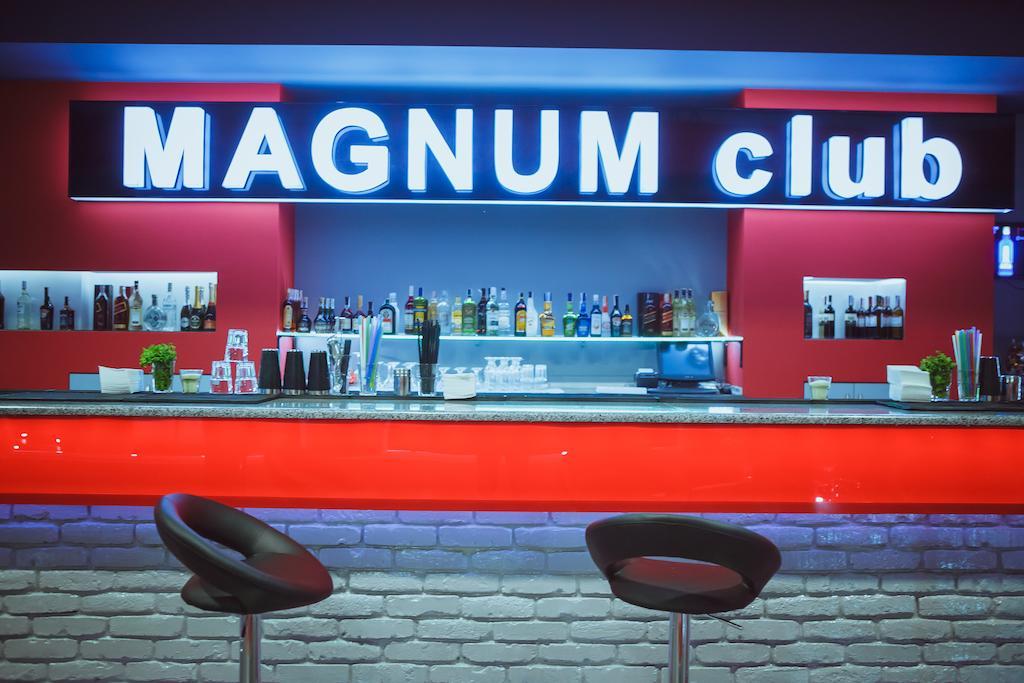 Hotel Magnum Berehowe Exterior foto
