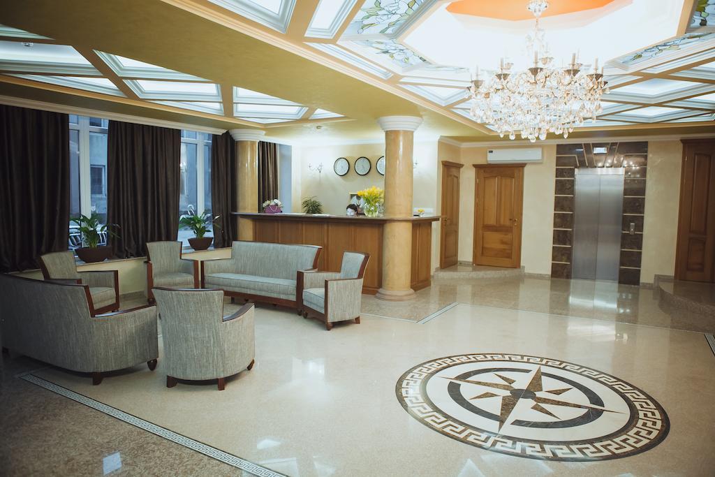 Hotel Magnum Berehowe Exterior foto