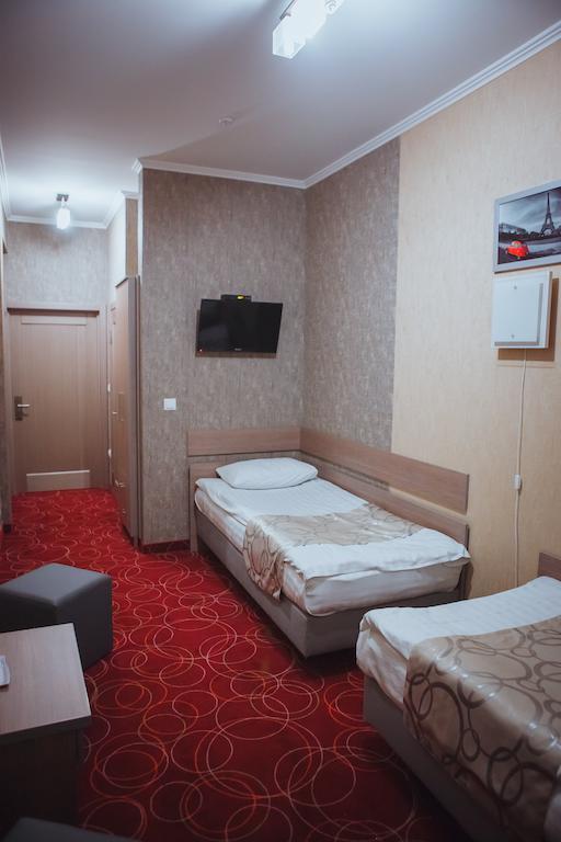 Hotel Magnum Berehowe Zimmer foto